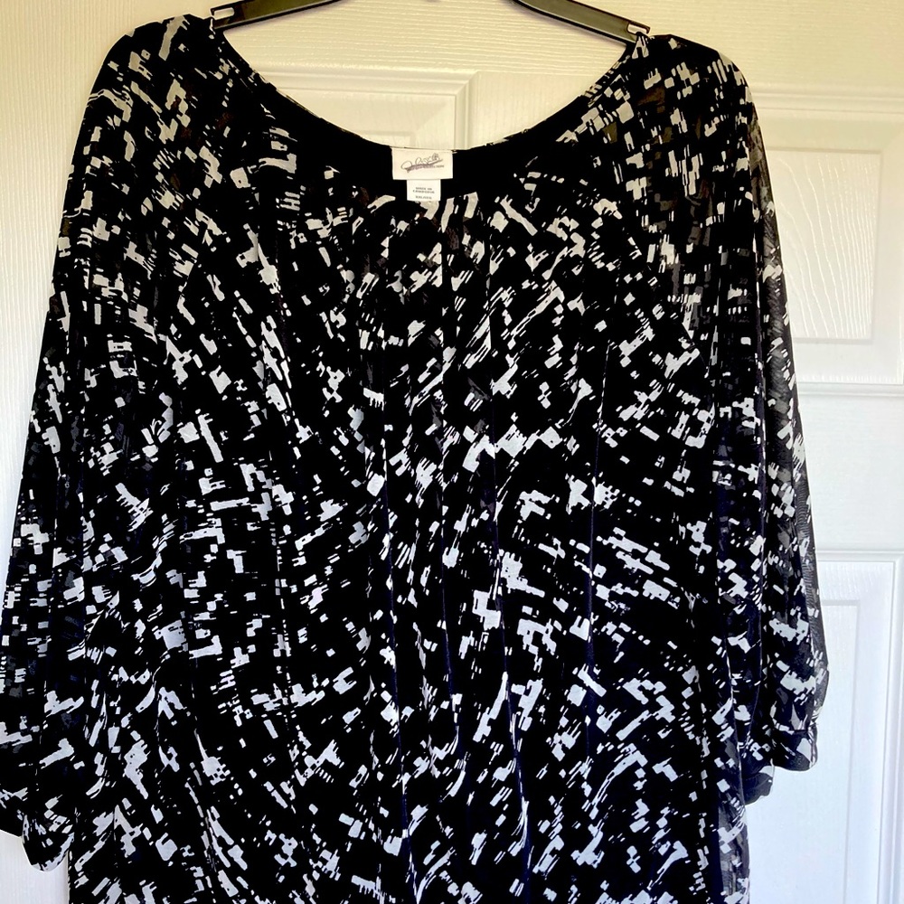 Jaclyn Smith Blouse